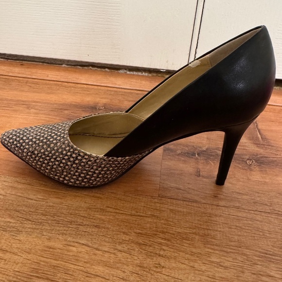 Audrey Brooke black and snakeskin heels​ - Picture 4 of 8